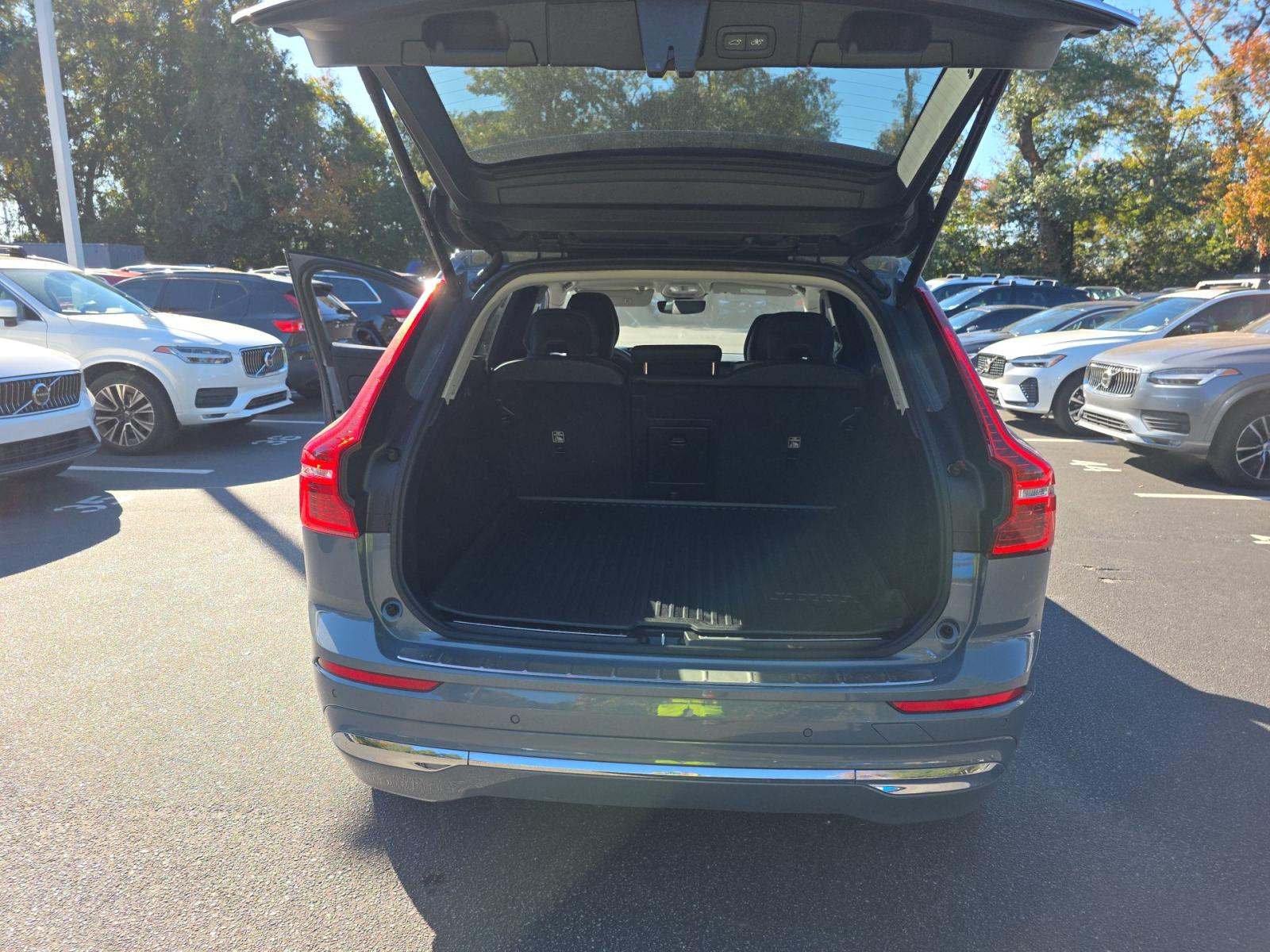 2022 Volvo XC60 B5 Inscription AWD