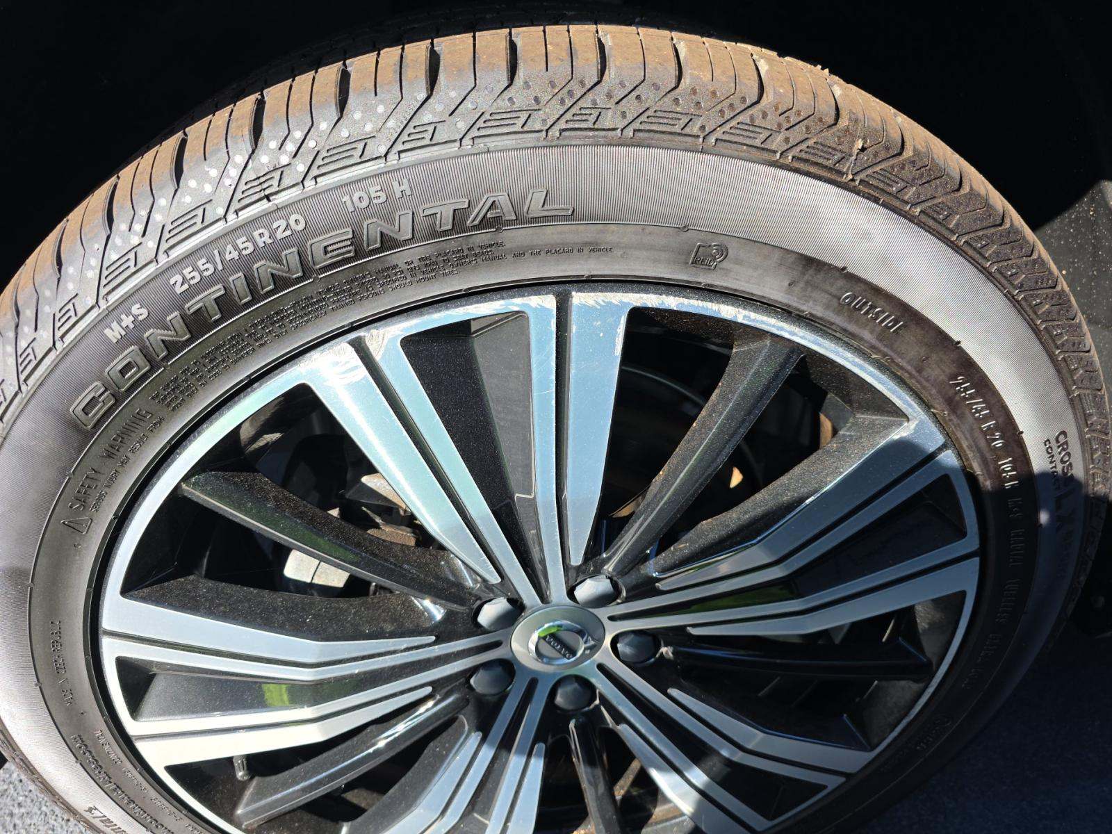 2022 Volvo XC60 B5 Inscription AWD