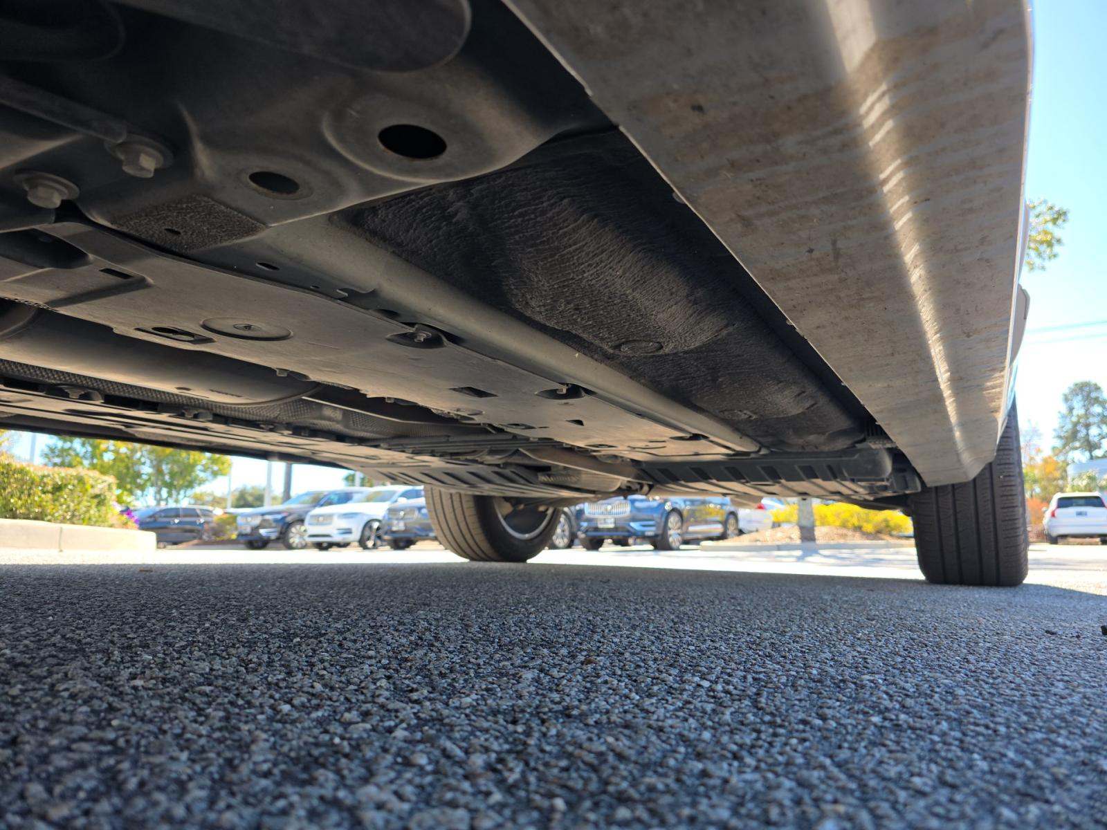 2025 Volvo XC90 B5 Core AWD