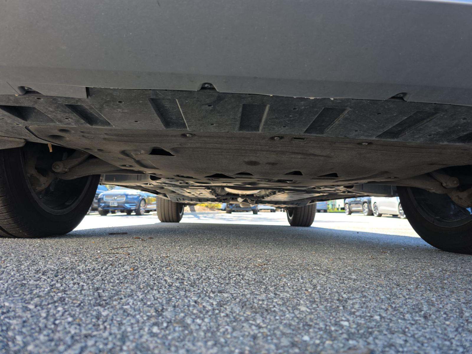 2025 Volvo XC90 B5 Core AWD