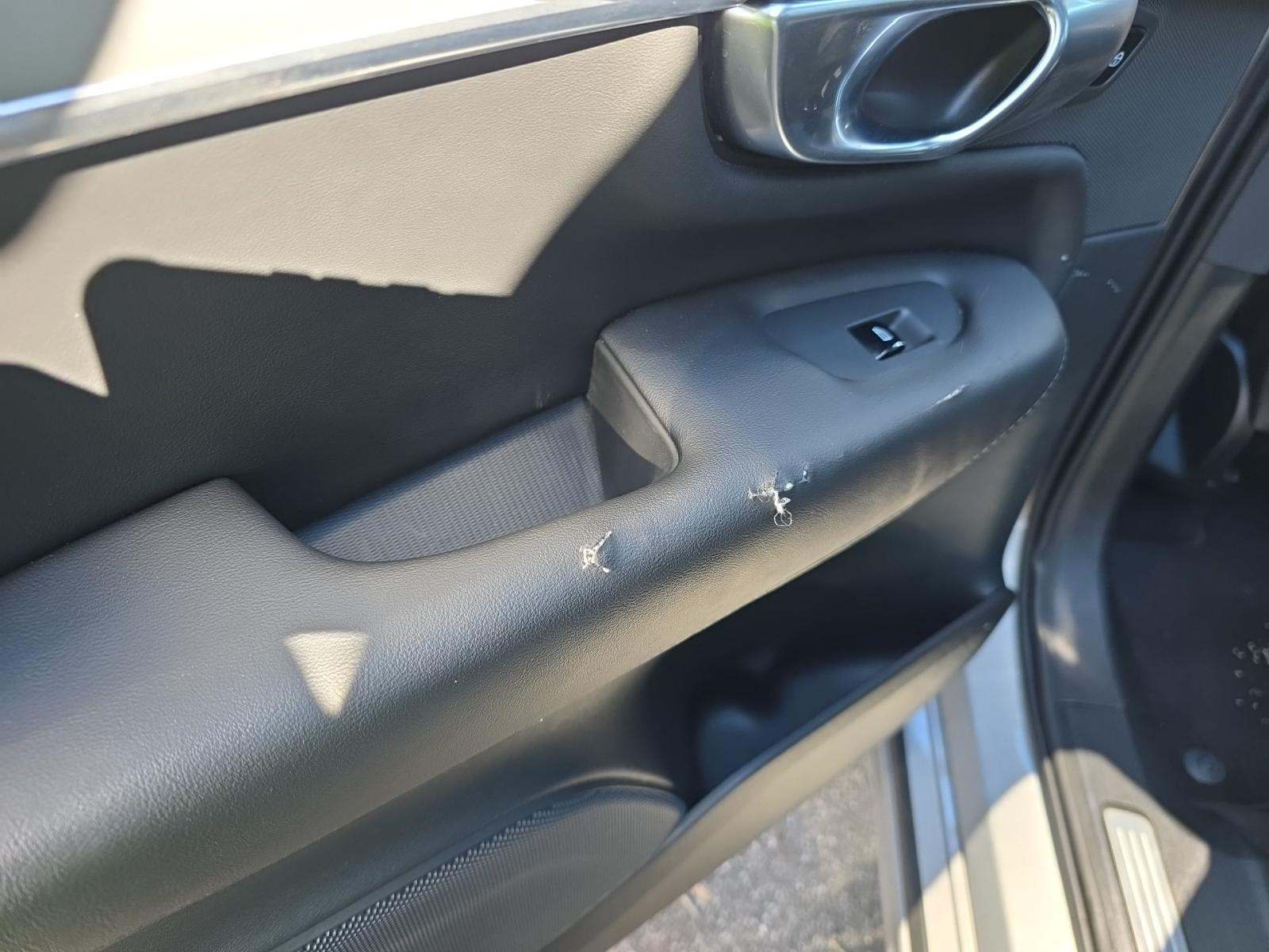 2025 Volvo XC90 B5 Core AWD