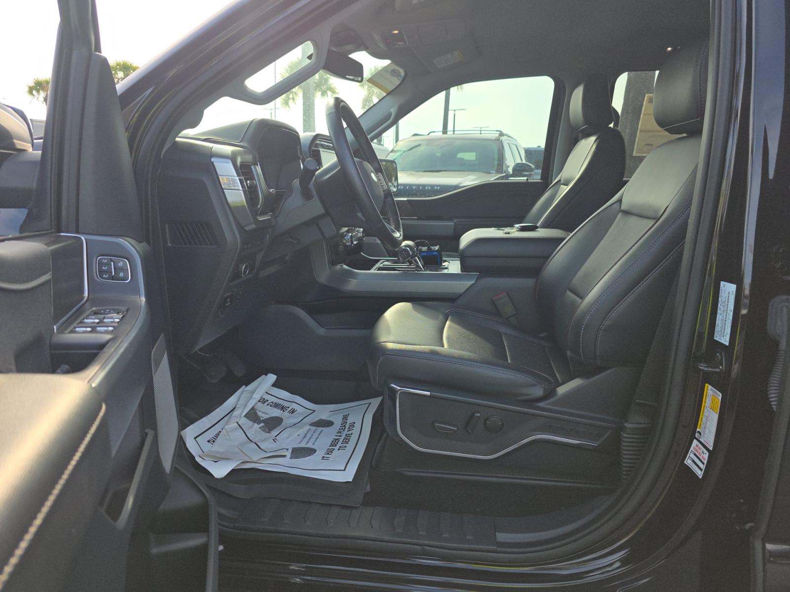 2023 Ford F-150 Lariat RWD