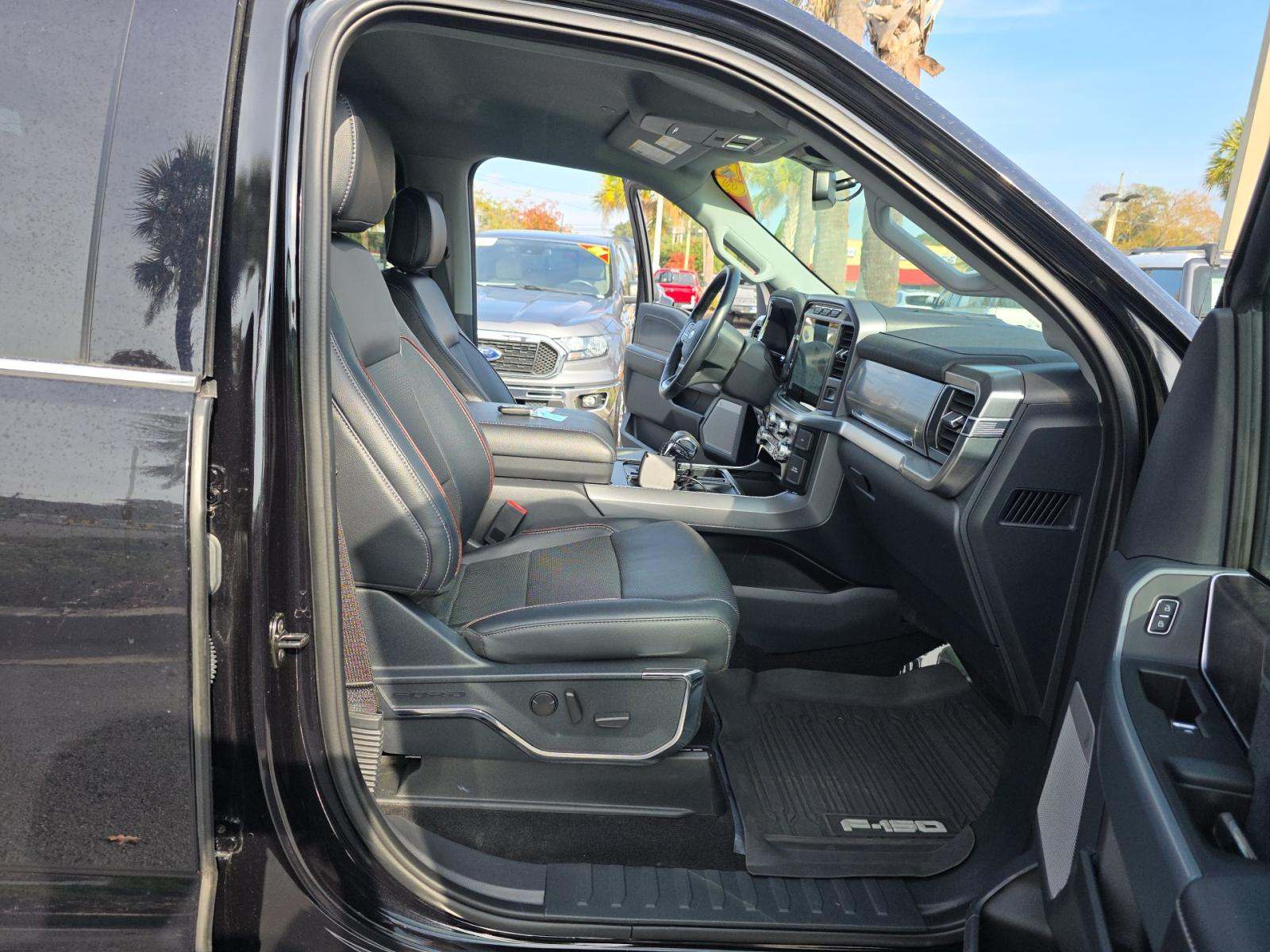 2023 Ford F-150 Lariat RWD