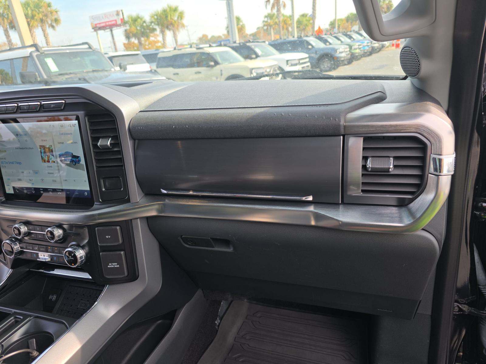 2023 Ford F-150 Lariat RWD