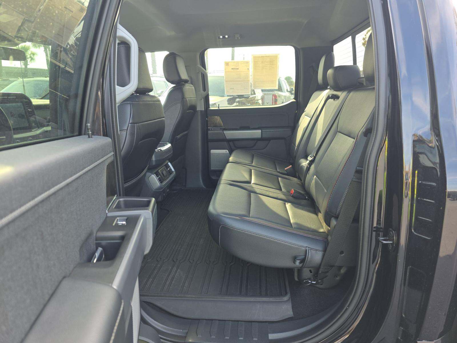 2023 Ford F-150 Lariat RWD