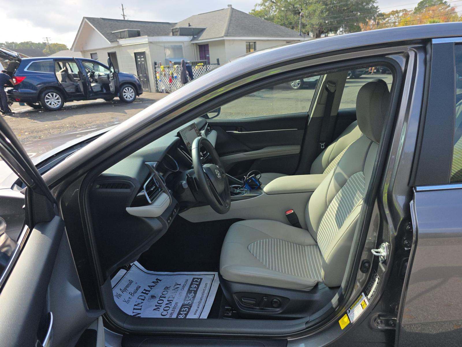 2024 Toyota Camry SE FWD