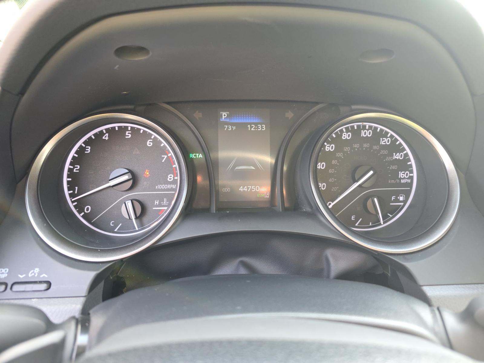 2024 Toyota Camry SE FWD