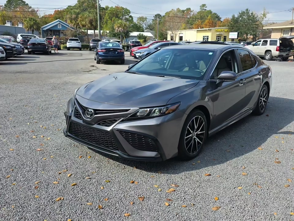 2024 Toyota Camry SE FWD