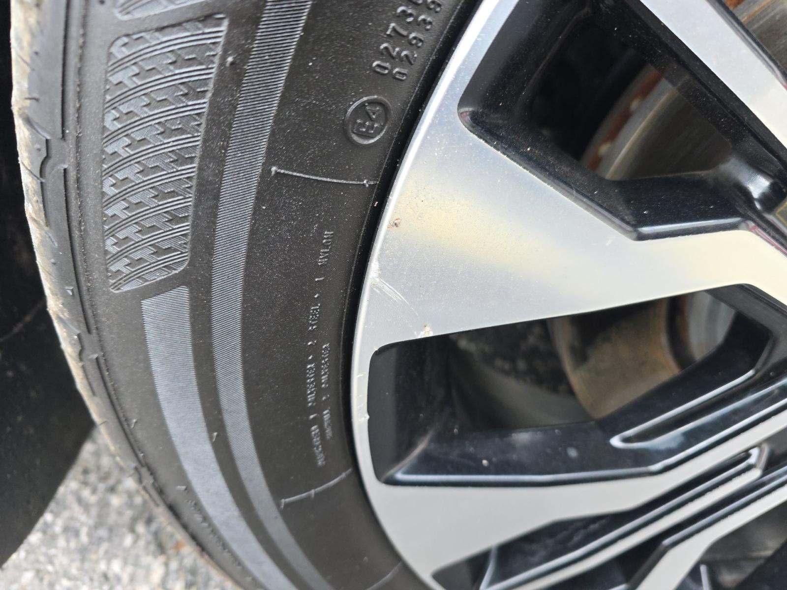 2025 Honda Odyssey Elite FWD