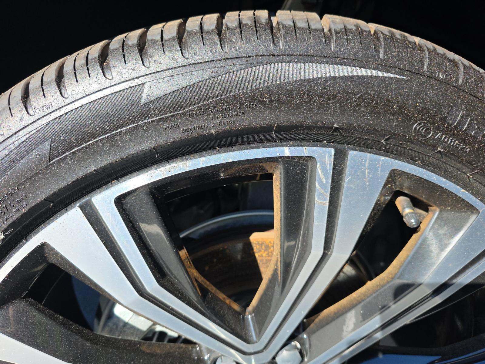 2023 Volvo XC60 B5 Ultimate AWD