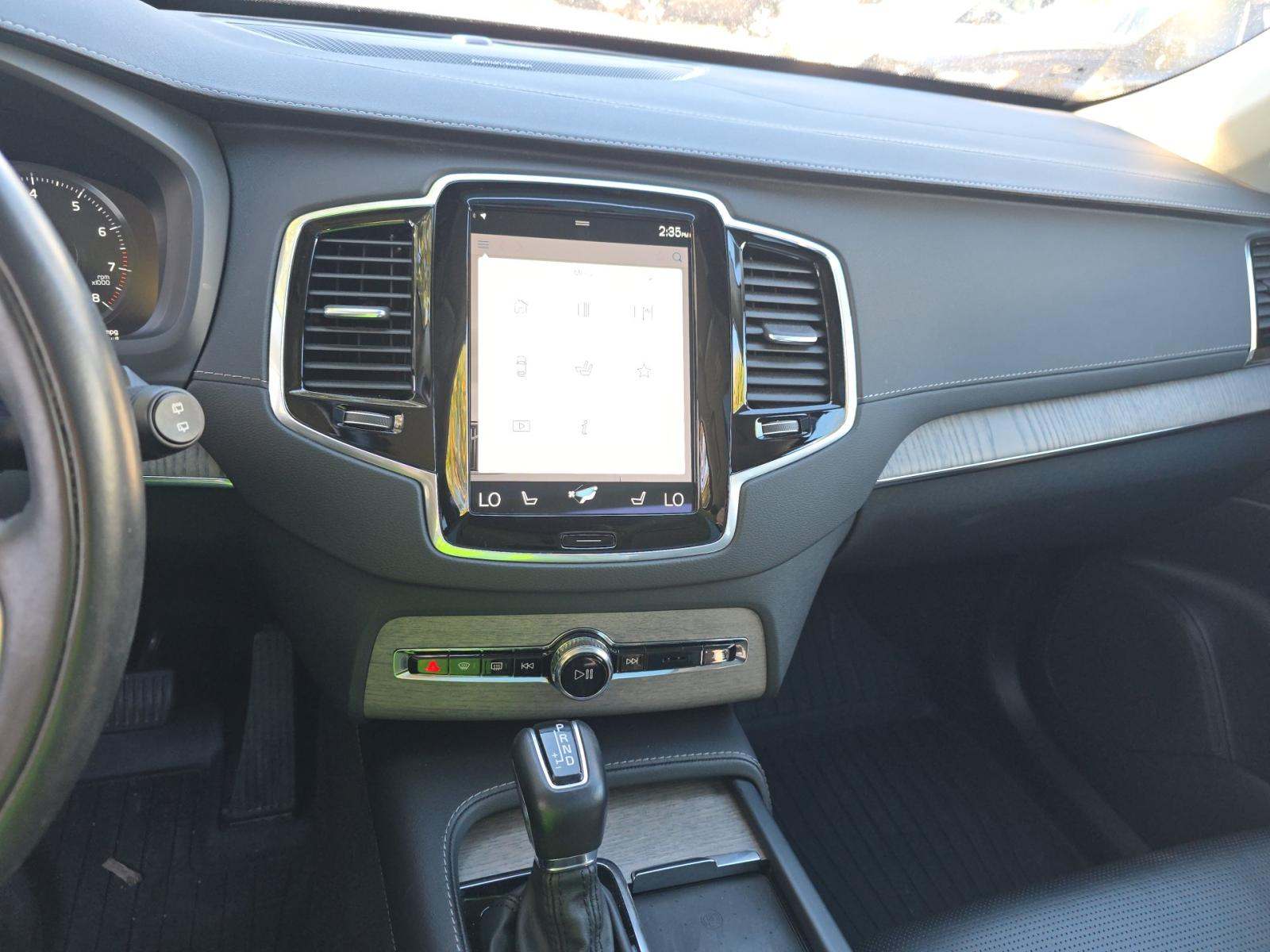 2022 Volvo XC90 T6 Inscription AWD