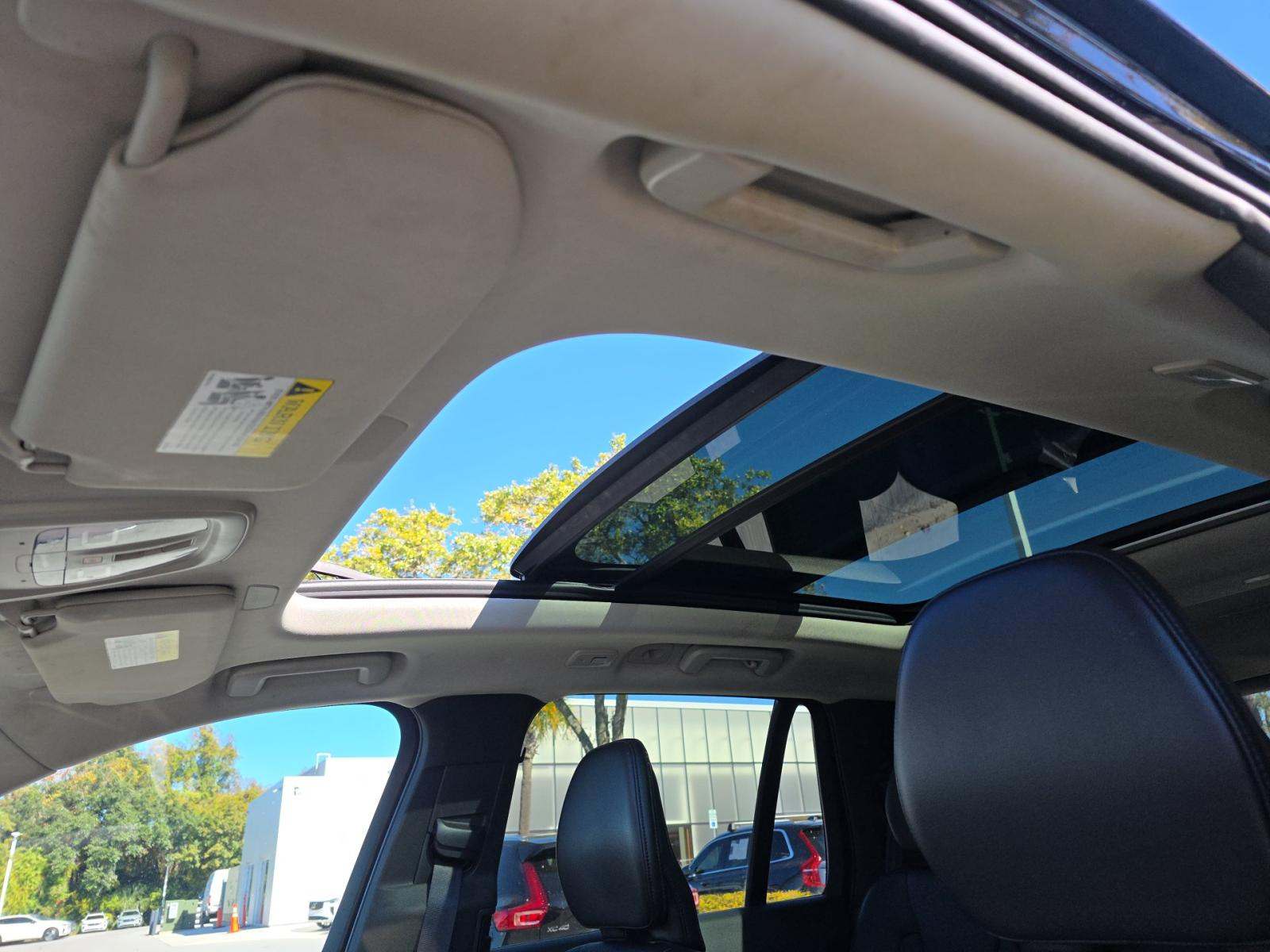 2024 Volvo XC90 B5 Core AWD