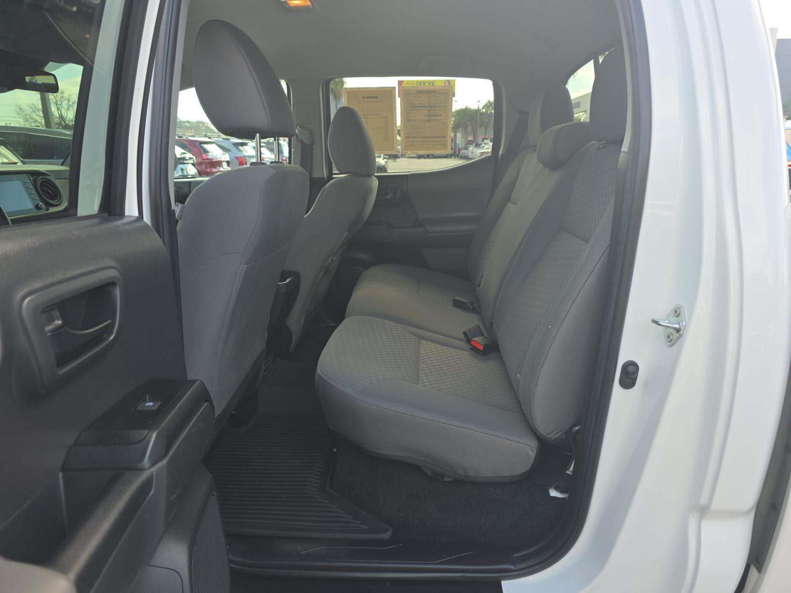 2022 Toyota Tacoma SR AWD