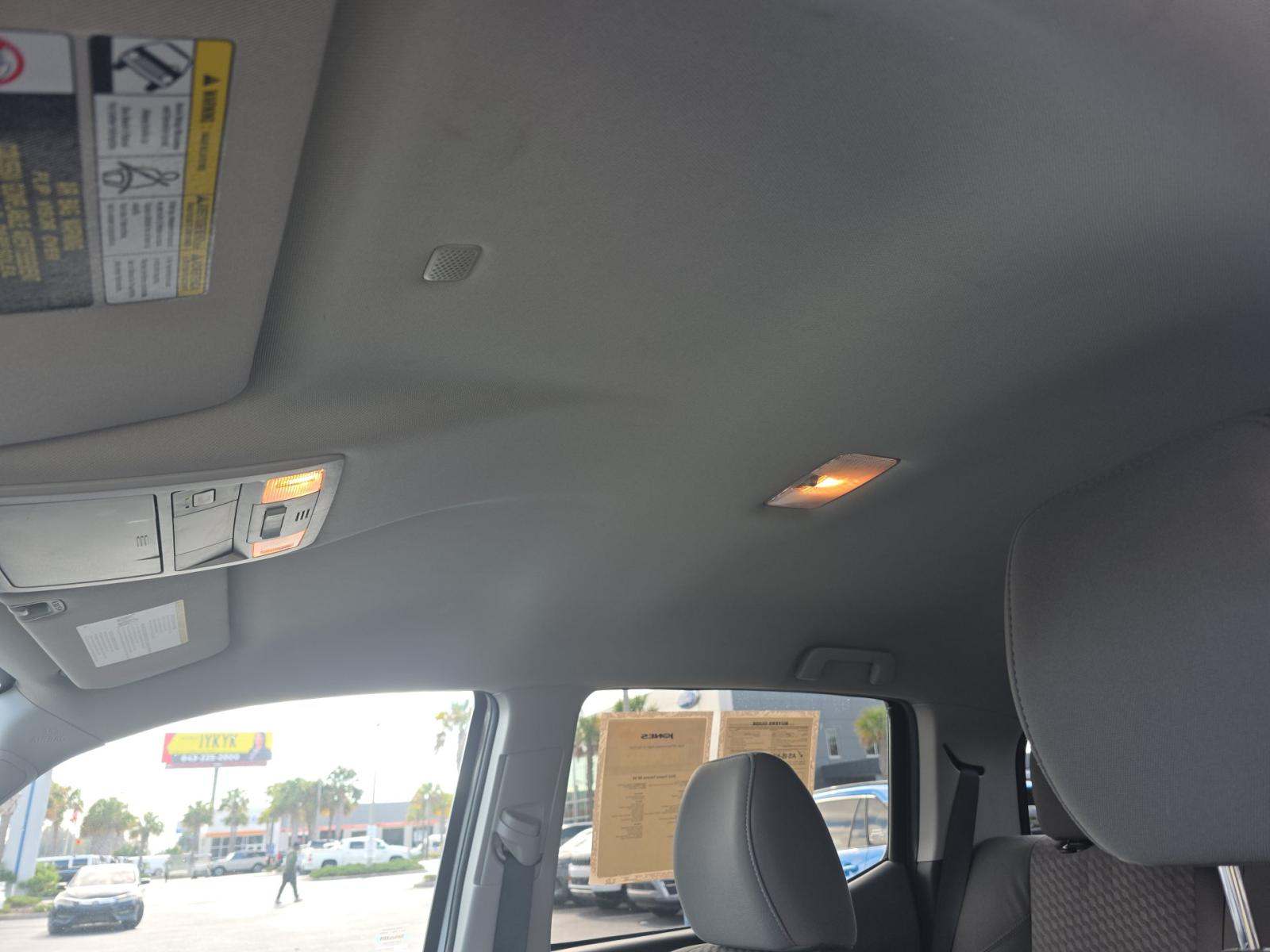 2022 Toyota Tacoma SR AWD