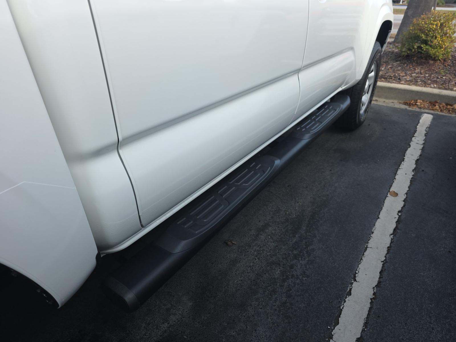 2022 Toyota Tacoma SR AWD