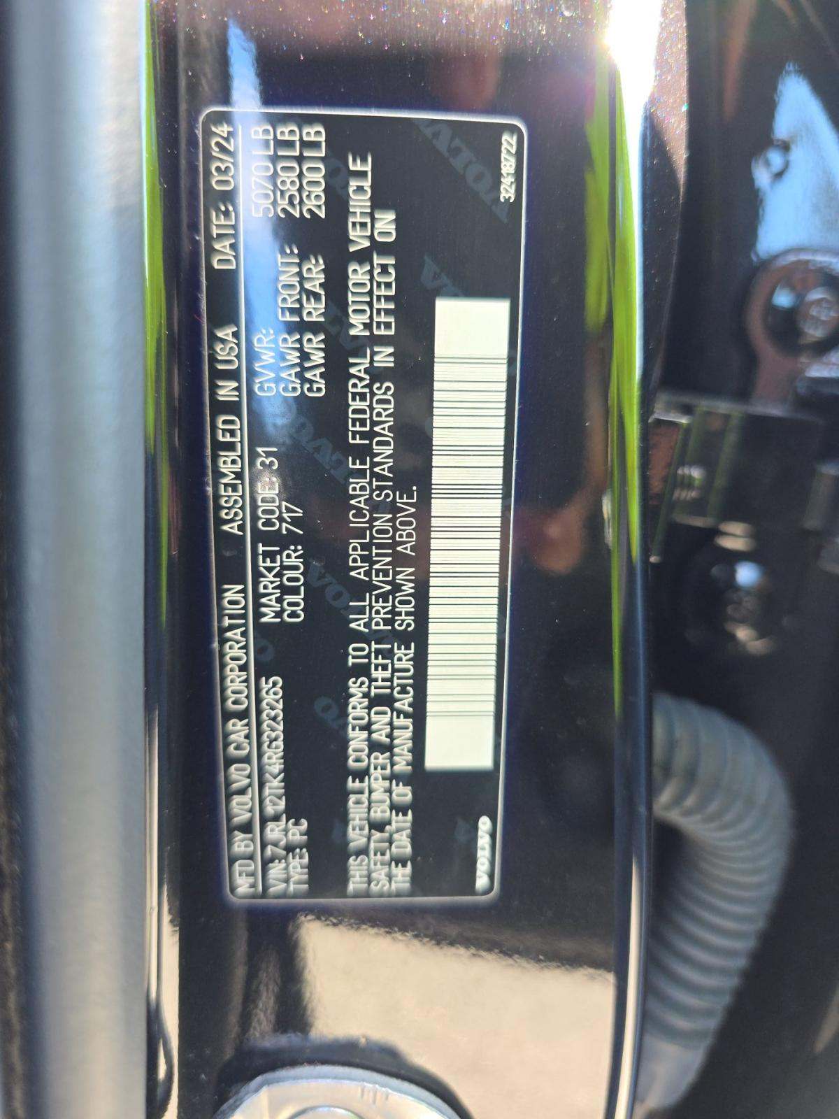 2024 Volvo S60 B5 Core AWD