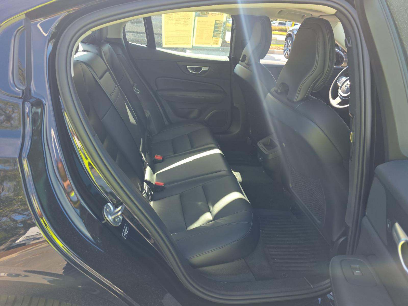 2024 Volvo S60 B5 Core AWD