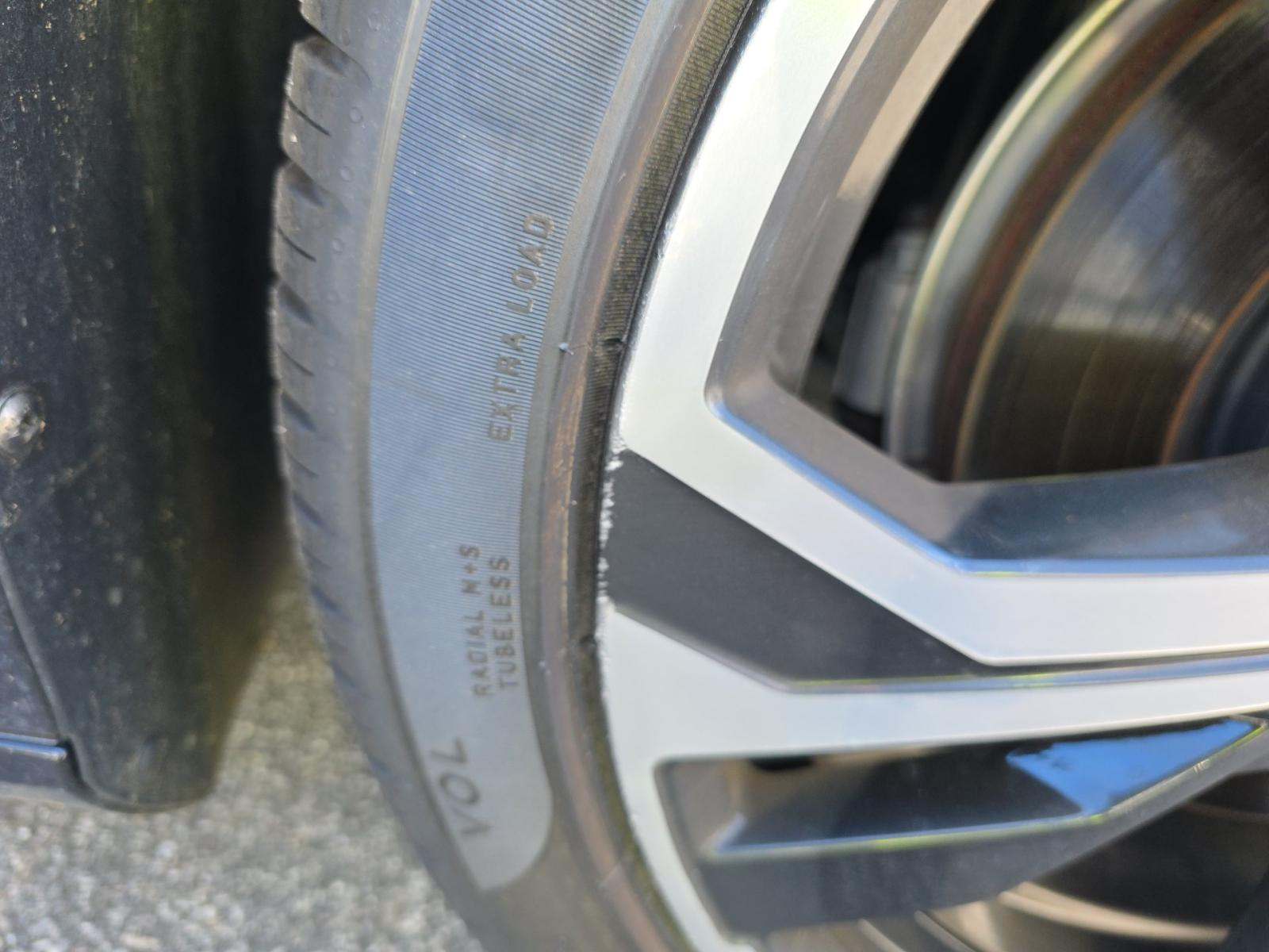 2024 Volvo S60 B5 Core AWD