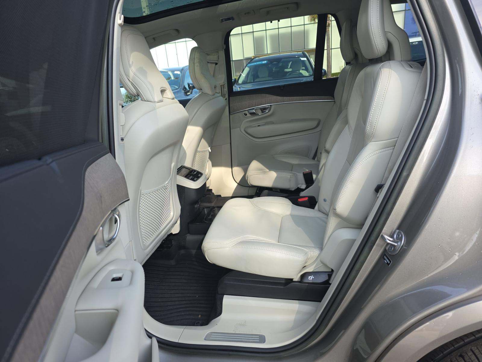 2022 Volvo XC90 T6 Inscription AWD