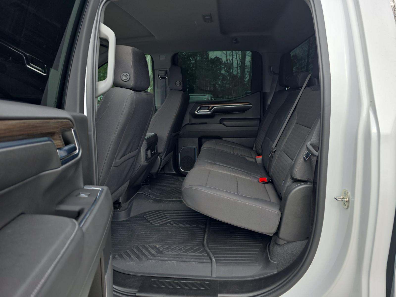 CHEVROLET SILVERADO - 9