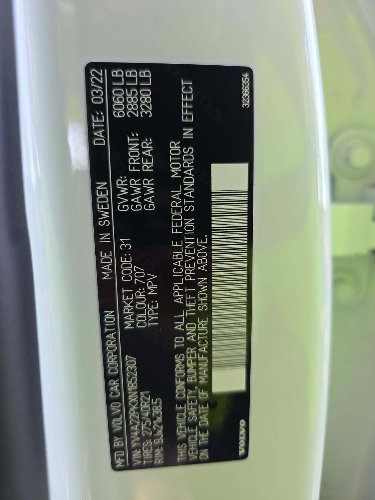 2022 Volvo XC90 T6 Momentum AWD