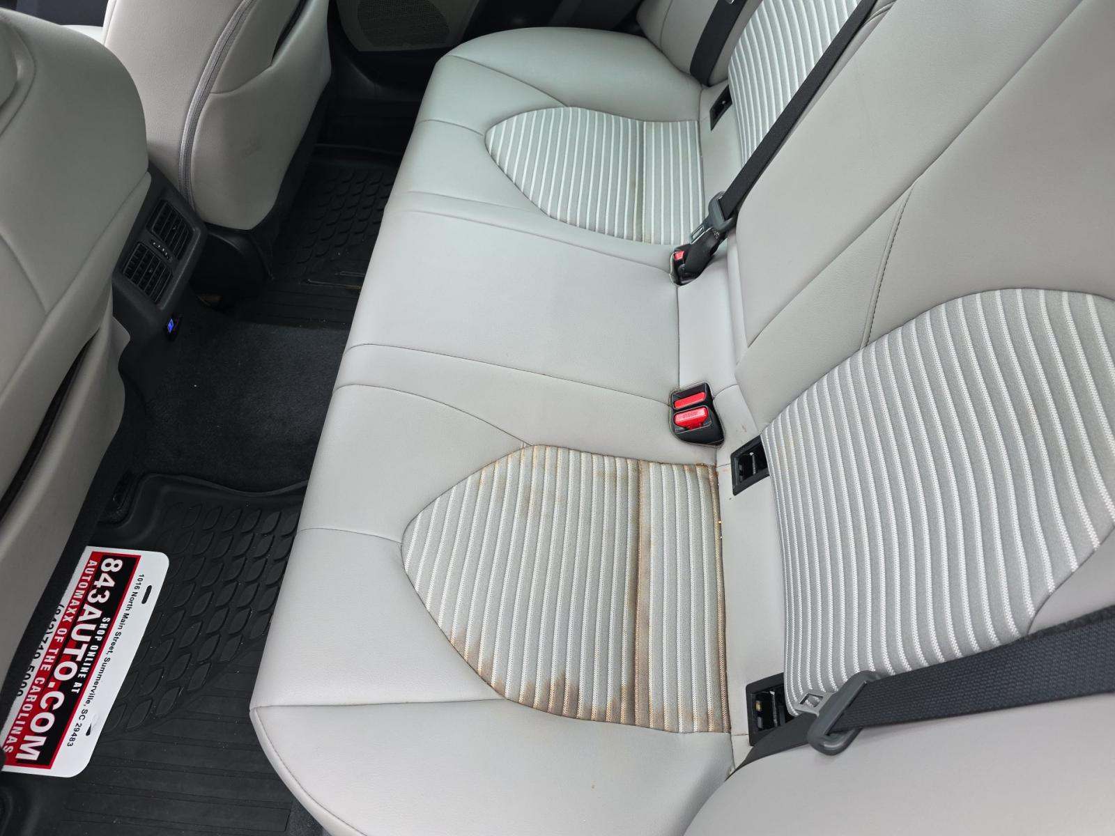 2024 Toyota Camry SE FWD