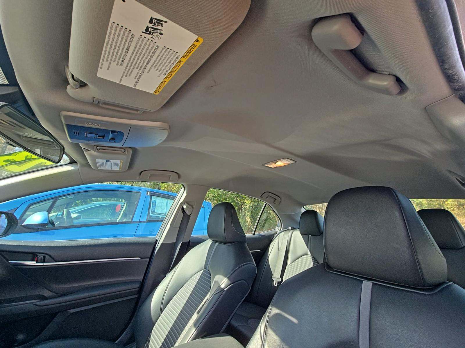 2023 Toyota Camry SE FWD