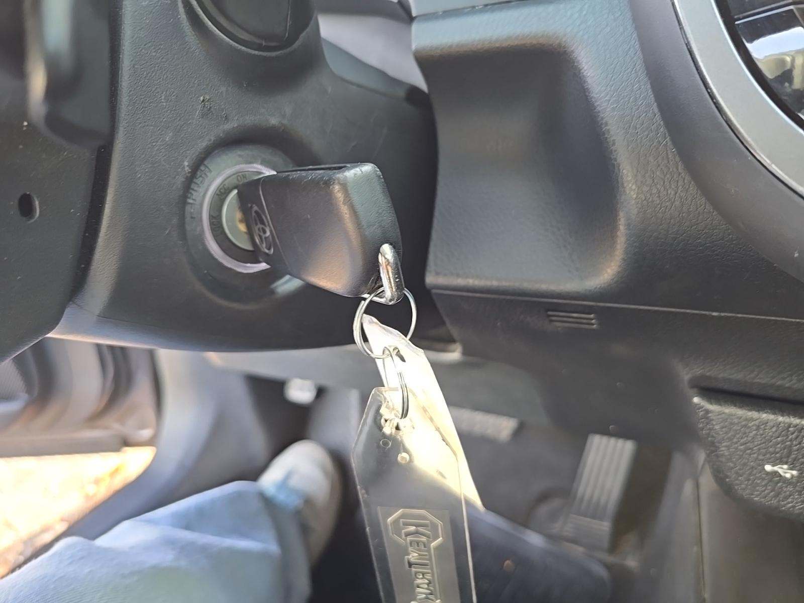 2023 Toyota Camry SE FWD