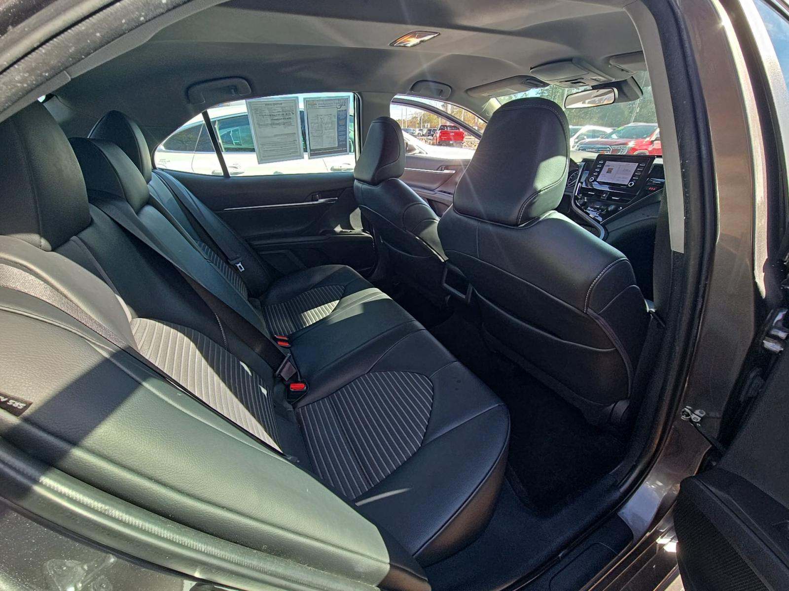 2023 Toyota Camry SE FWD