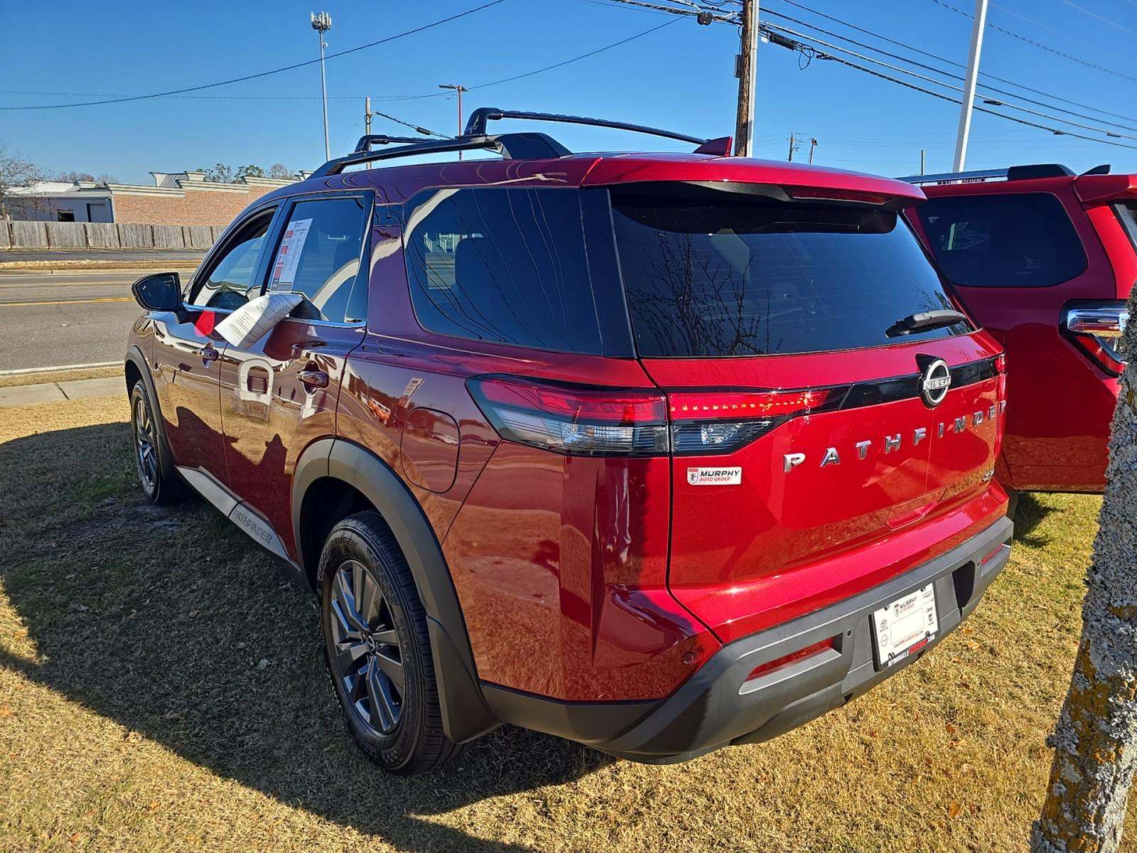 2024 Nissan Pathfinder SV FWD
