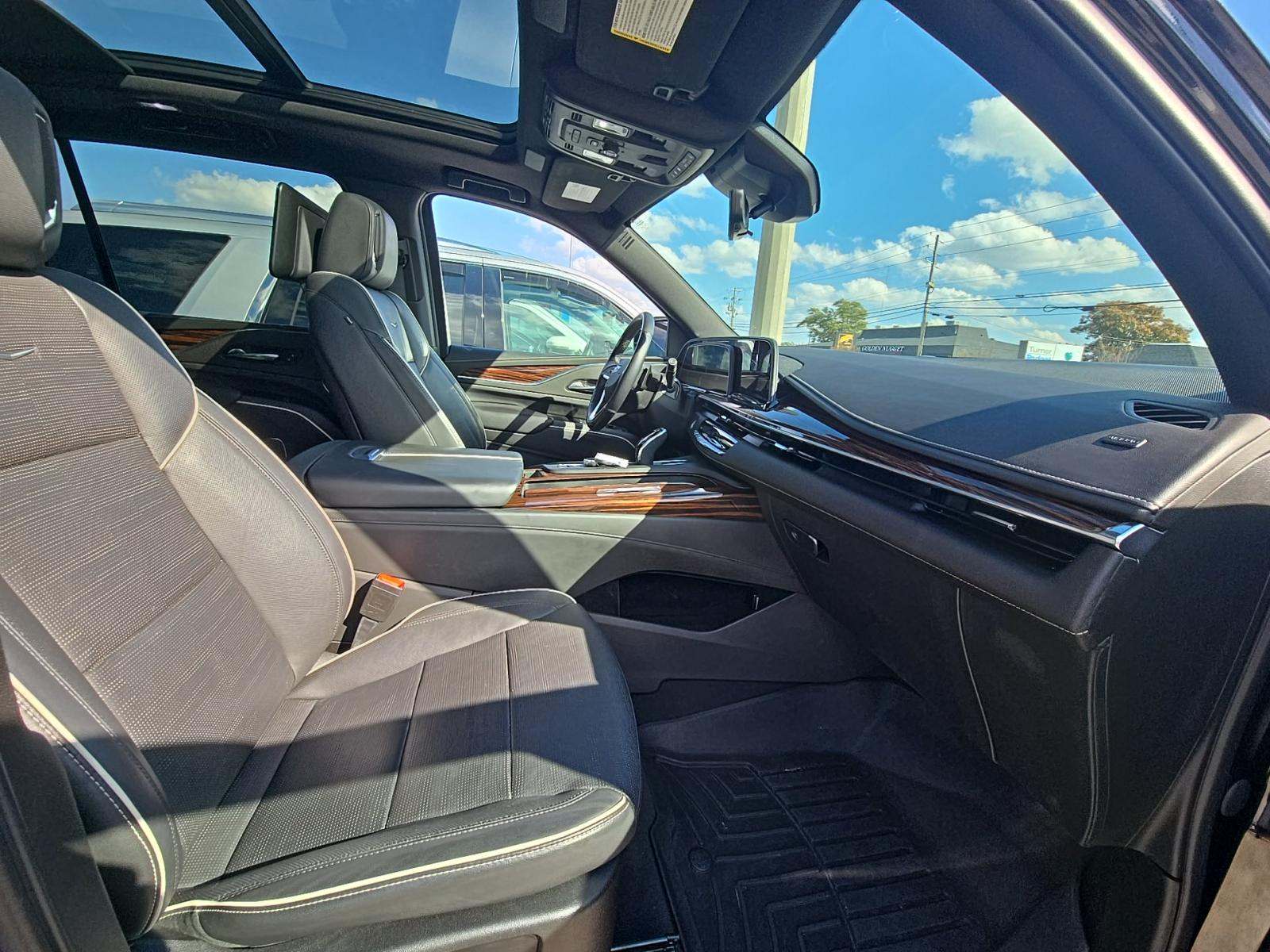 2021 Cadillac Escalade ESV Premium Luxury AWD