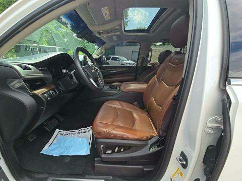 2017 Cadillac Escalade Luxury RWD