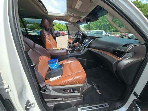 2017 Cadillac Escalade Luxury RWD