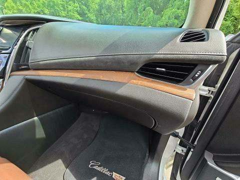 2017 Cadillac Escalade Luxury RWD