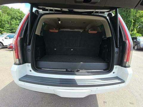 2017 Cadillac Escalade Luxury RWD