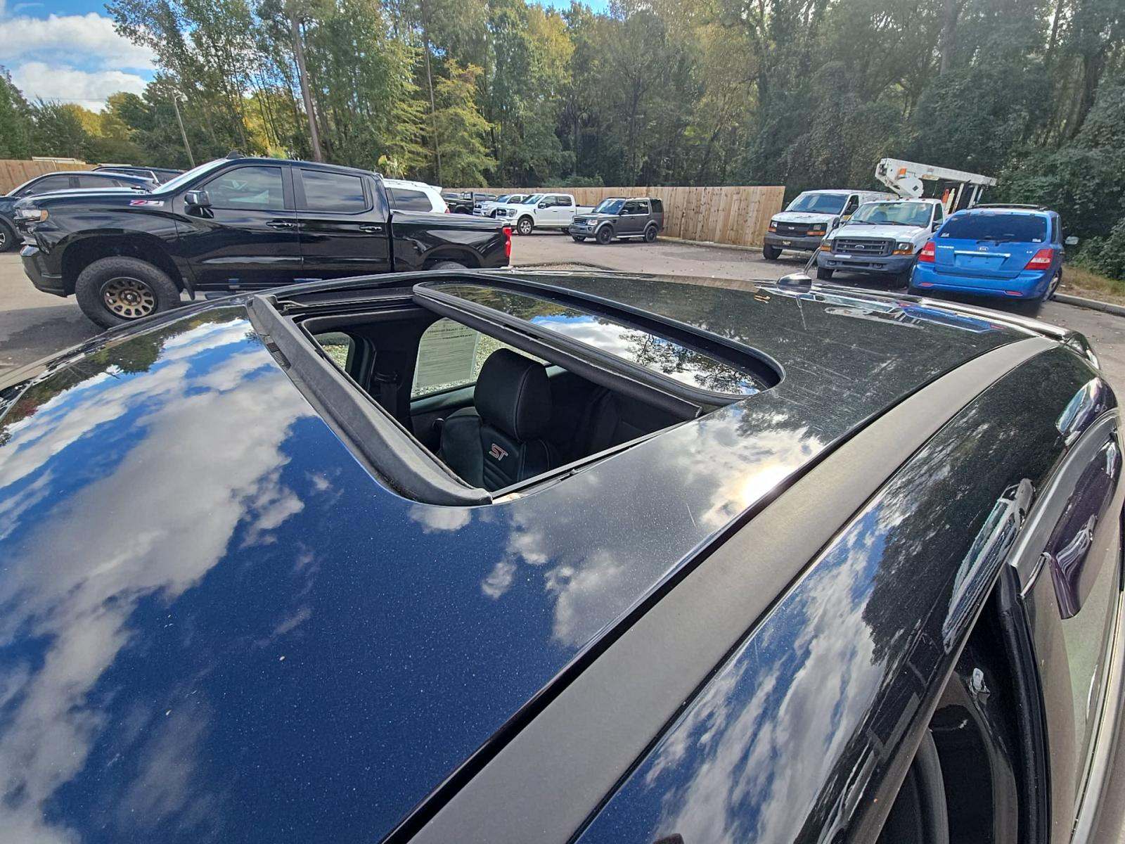 2015 Ford Focus ST FWD