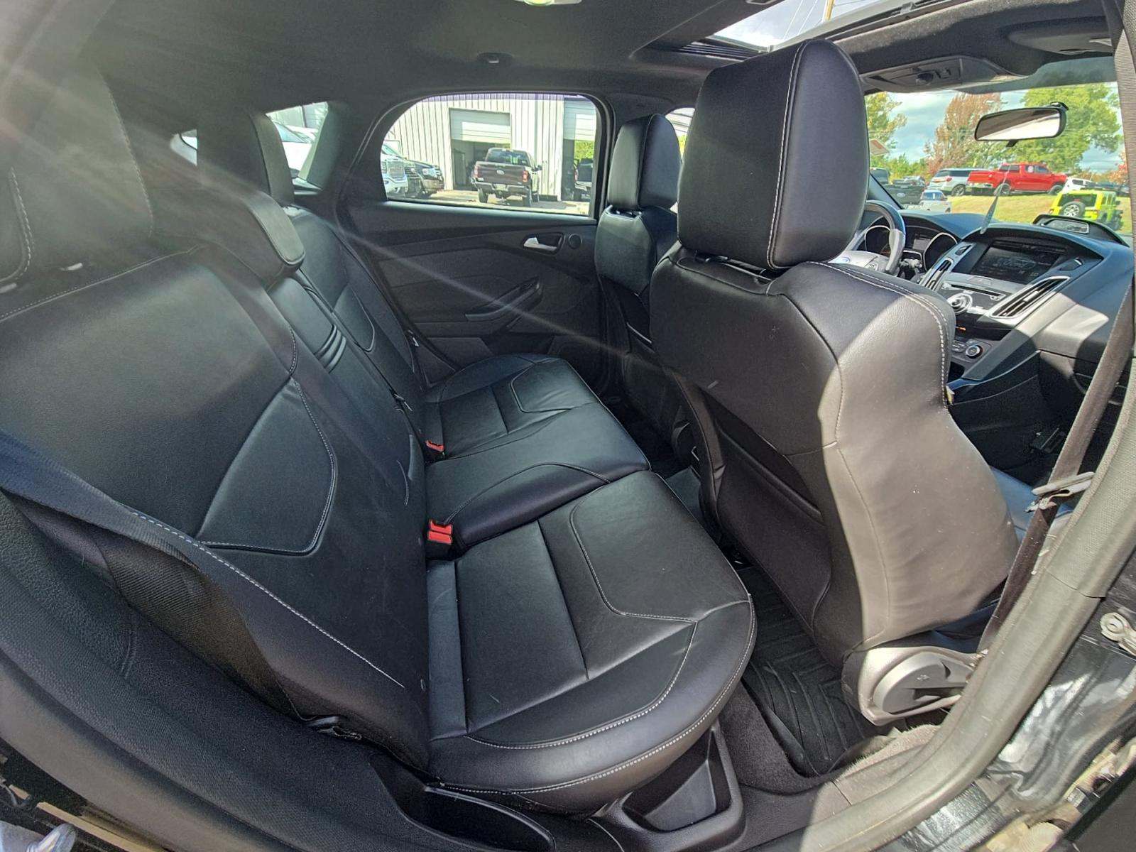 2015 Ford Focus ST FWD