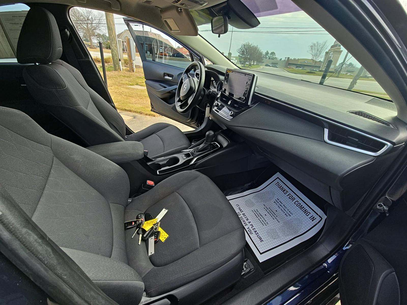 2020 Toyota Corolla LE FWD