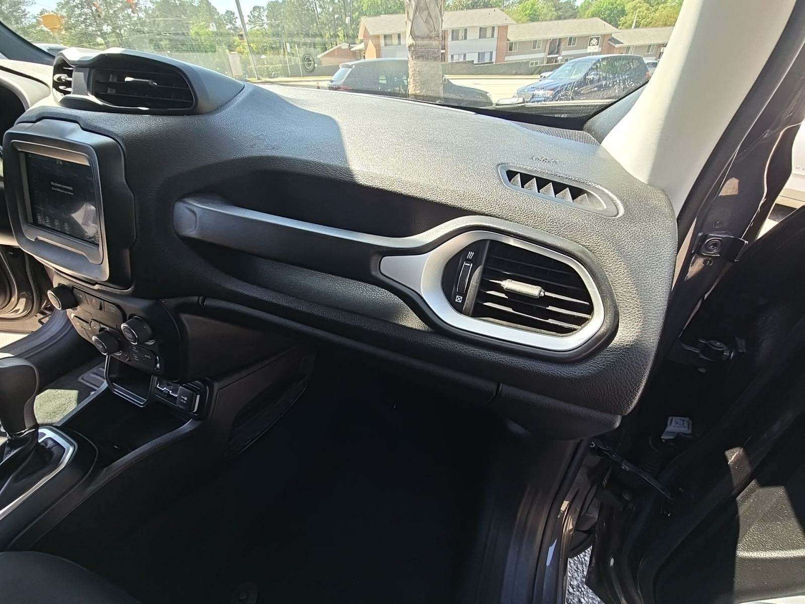 2018 Jeep Renegade Latitude FWD