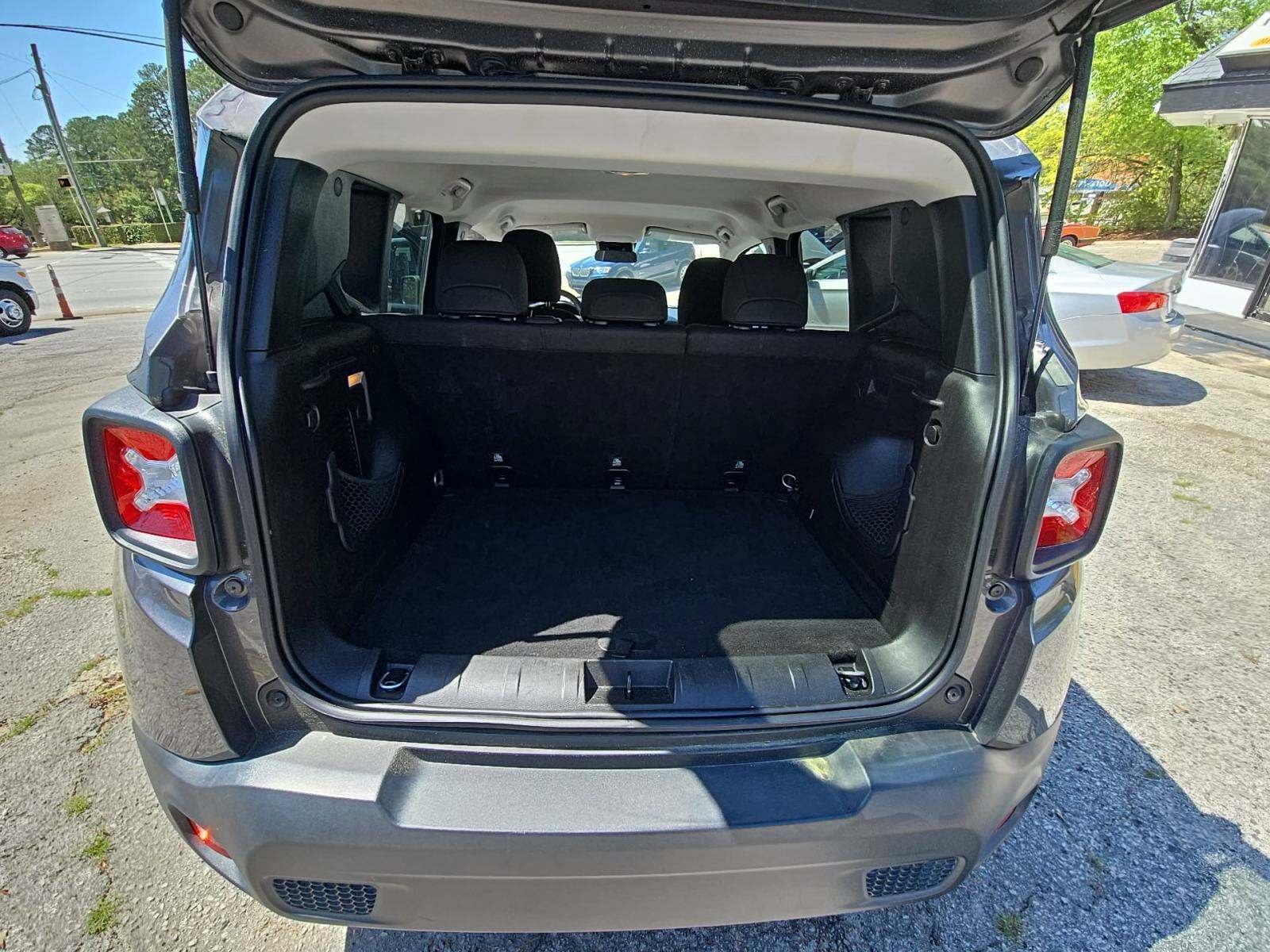 2018 Jeep Renegade Latitude FWD