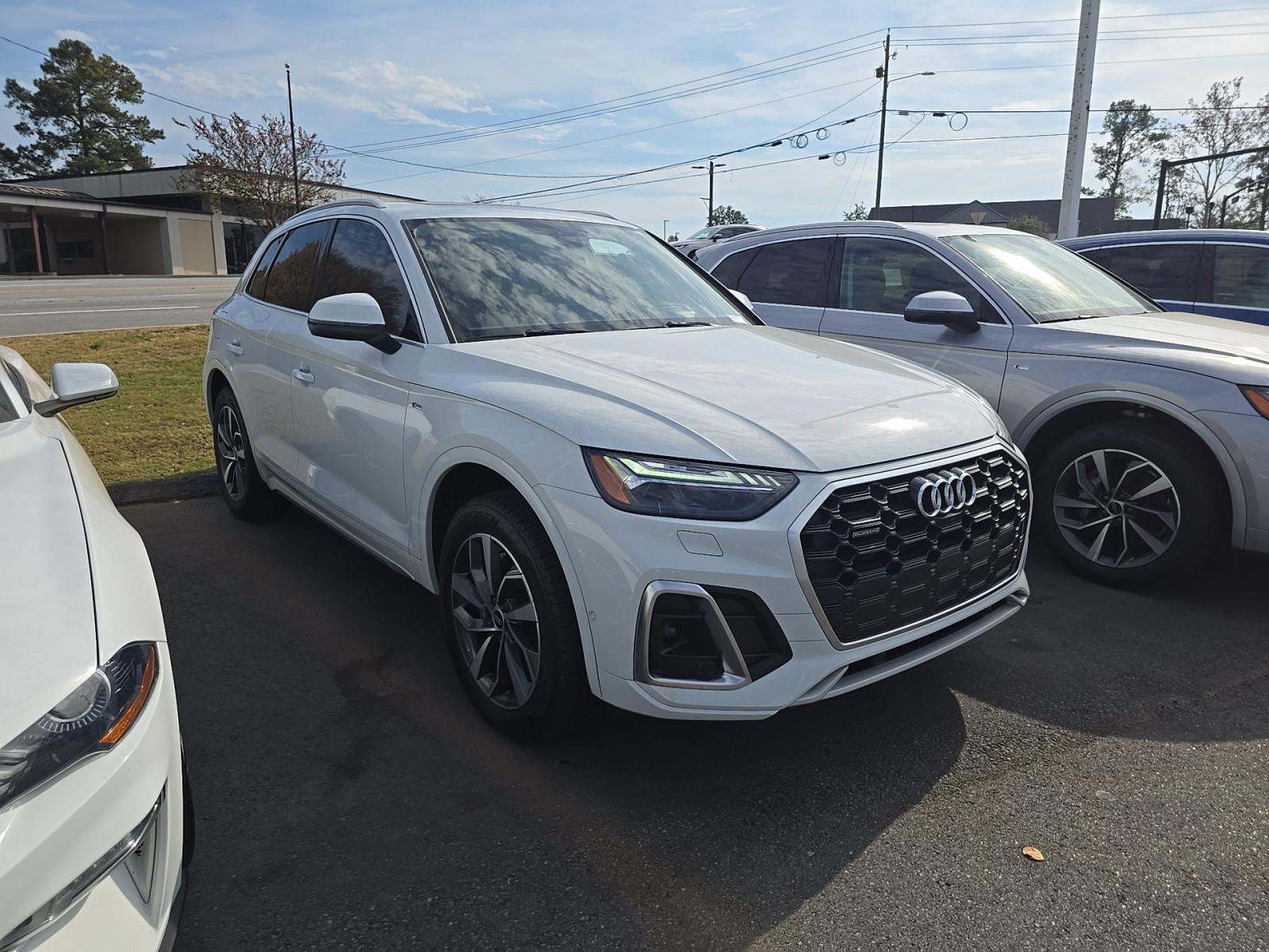 2023 Audi Q5 S line Prestige AWD