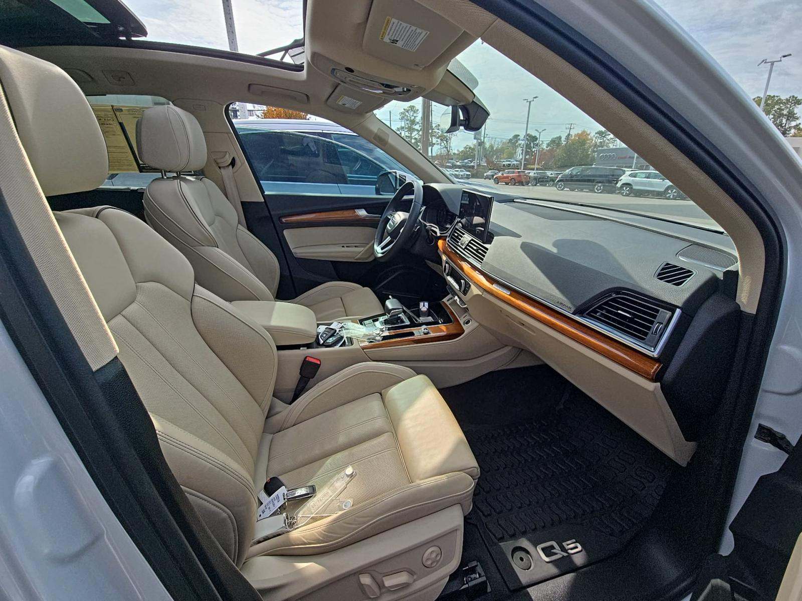 2023 Audi Q5 S line Prestige AWD