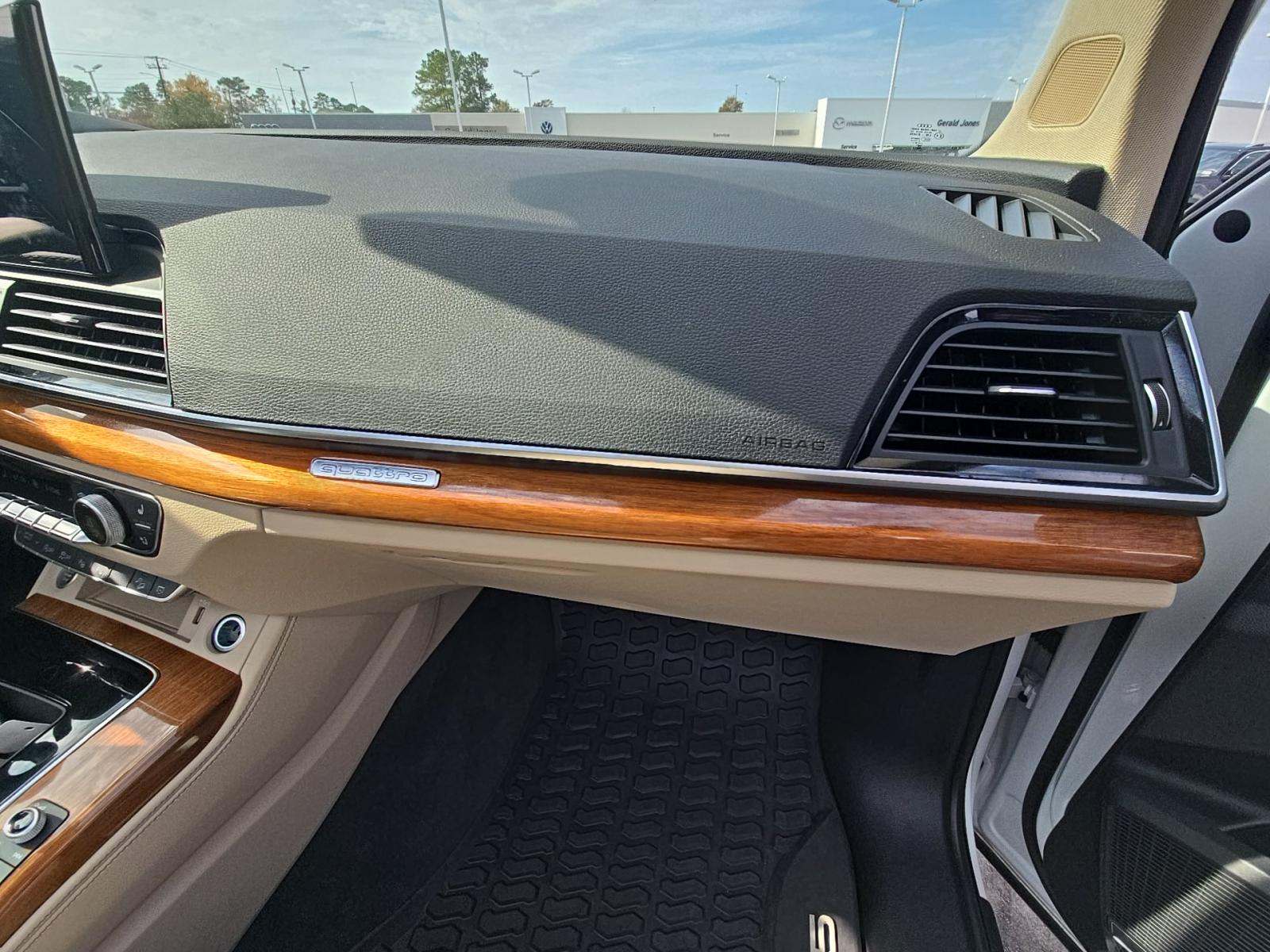 2023 Audi Q5 S line Prestige AWD