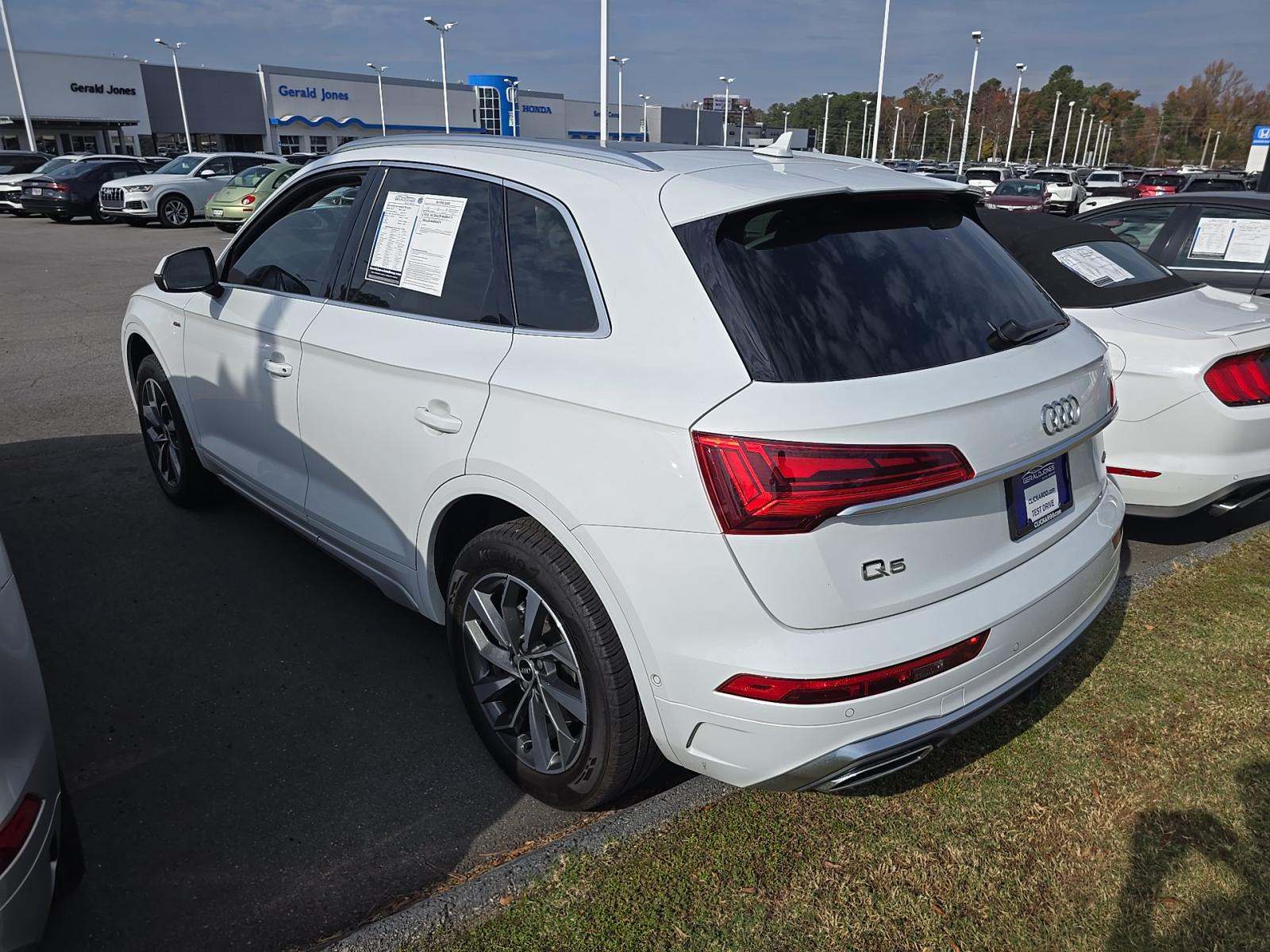 2023 Audi Q5 S line Prestige AWD