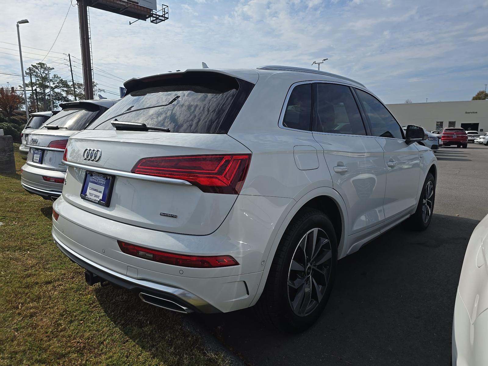 2023 Audi Q5 S line Prestige AWD