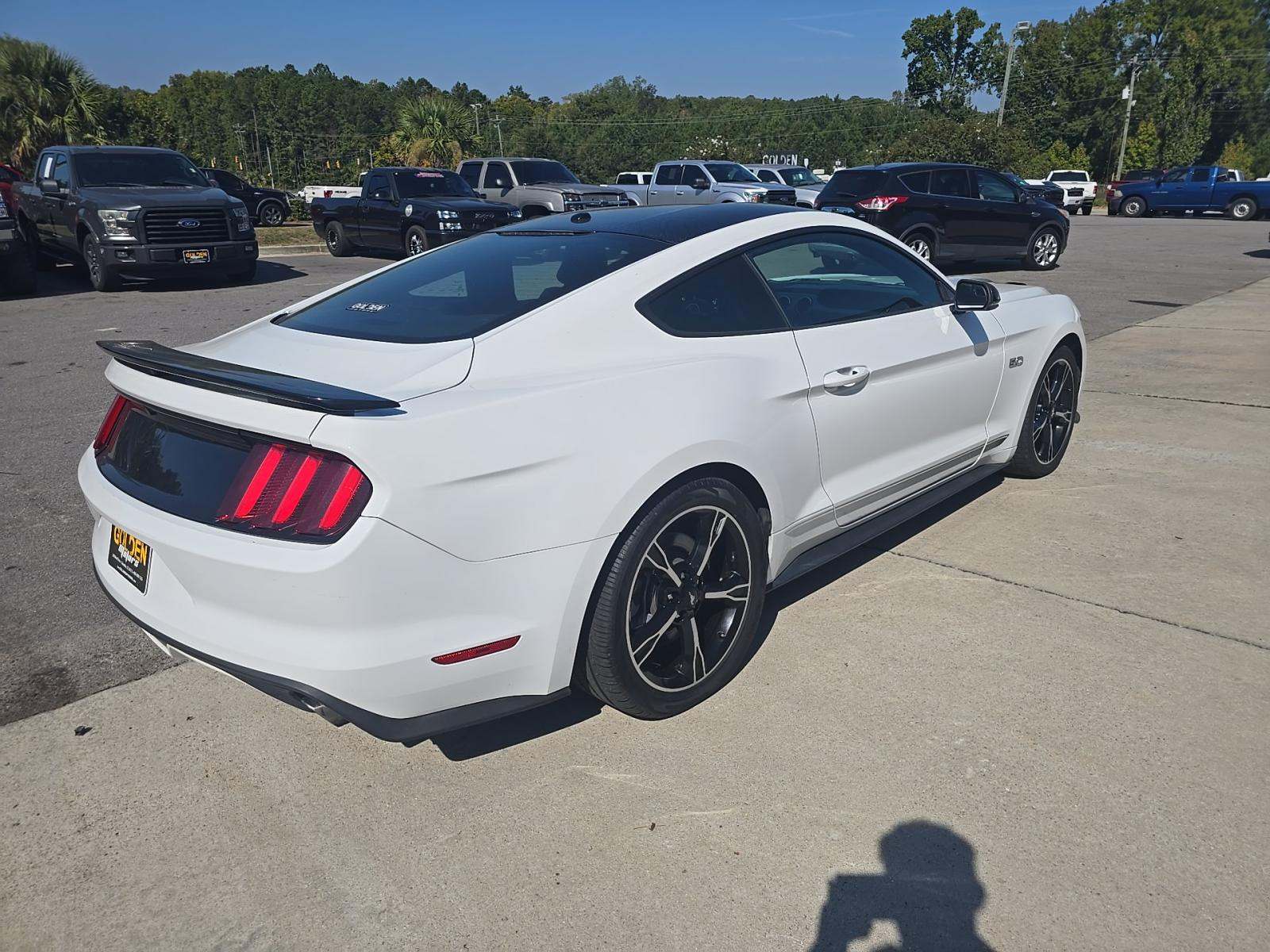 2017 Ford Mustang GT Premium RWD