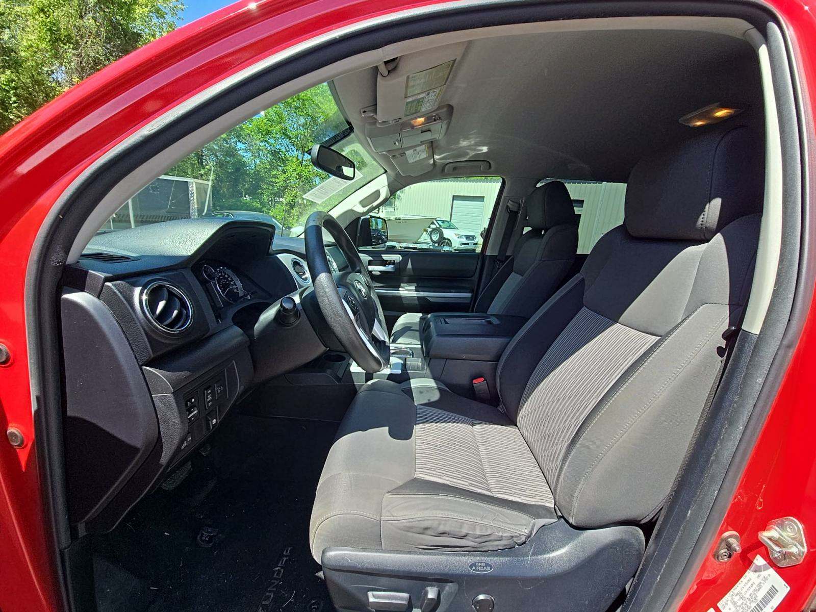 2015 Toyota Tundra SR5 AWD