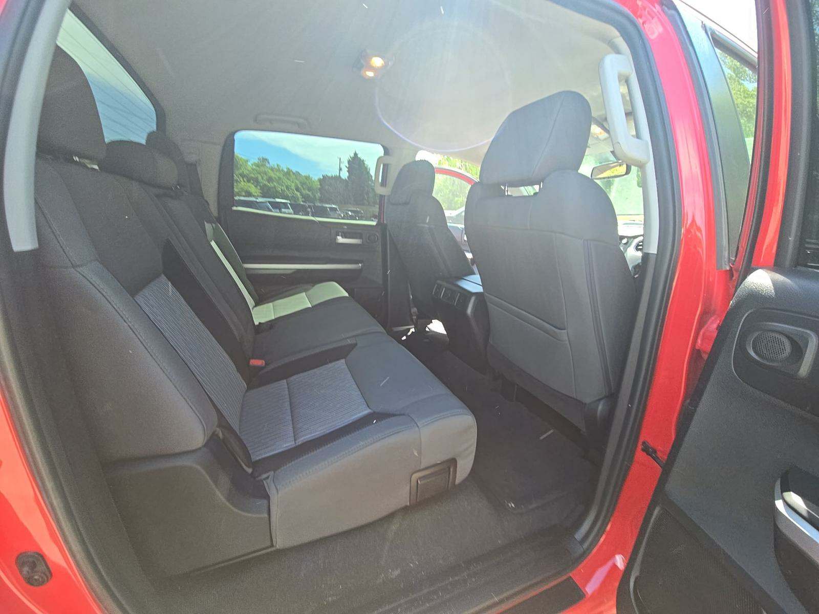 2015 Toyota Tundra SR5 AWD