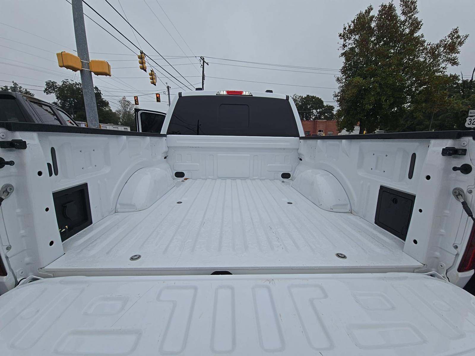 2024 Ford F-150 XLT AWD