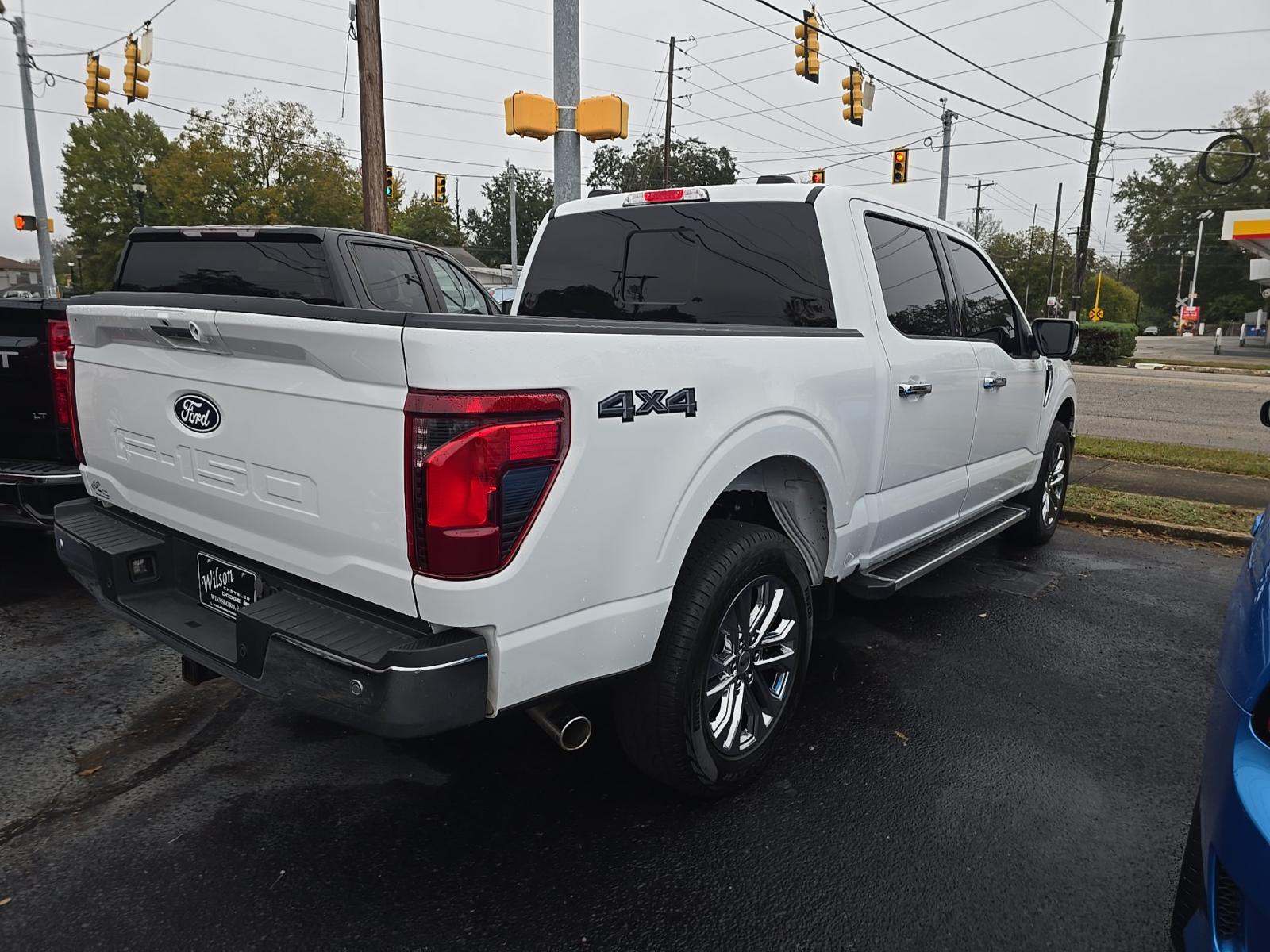 2024 Ford F-150 XLT AWD